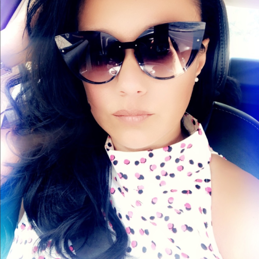 Meet your Posher, Maria